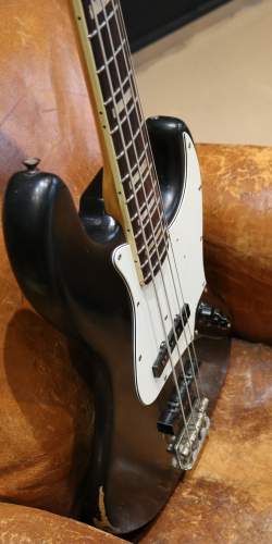 Fender Jazz Bass Black Refin de 1971