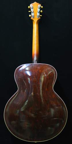 Recording King M2 Sunburst de 1940