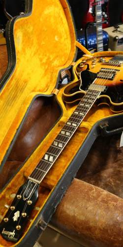 Gibson ES-345 TD Sunburst Maestro Tremolo de 1963