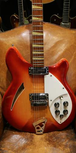 Rickenbacker 360 Fireglo de 1967