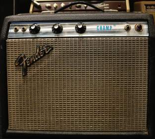 Fender Champ Silverface de 1976