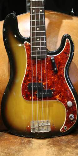 Fender Precision Bass Sunburst de 1968