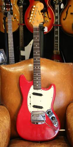 Fender Mustang Dakota Red de 1965