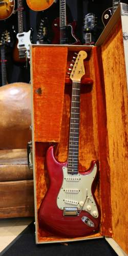 Fender Stratocaster Série L Candy Apple Red de 1964