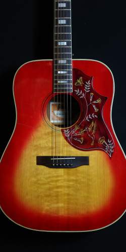 Gibson Hummingbird Cherryburst de 1979