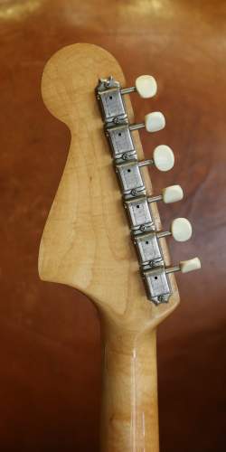 Fender Musicmaster II Olympic White de 1965