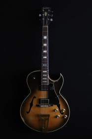 Jacobacci Sacha Distel Tobacco Burst 1977