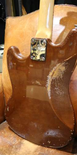 Fender Mustang Mocha / Walnut de 1976