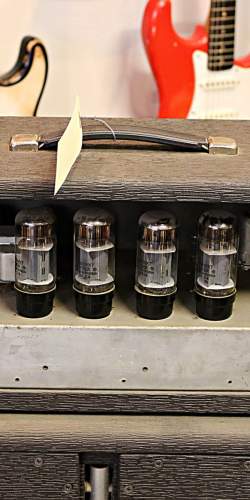 Gibson Titan I de 1964