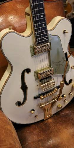 Gretsch White Falcon Double Cutaway de 1967