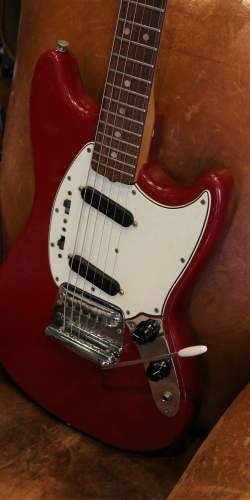 Fender Mustang Dakota Red de 1966