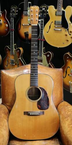 Martin D-18 Natural de 1962