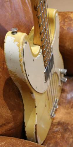 Fender Telecaster Bass Olympic White de 1972