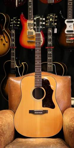 Gibson J-55 Natural de 1976