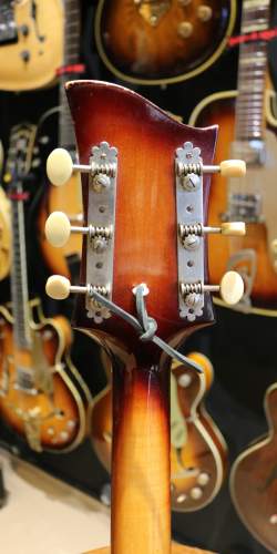 Jacobacci Nevada  Sunburst de 1957