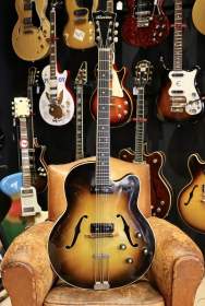 Favino Baryton Sunburst de 1961