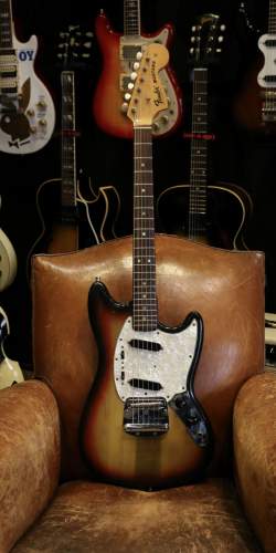 Fender Mustang Sunburst de 1973