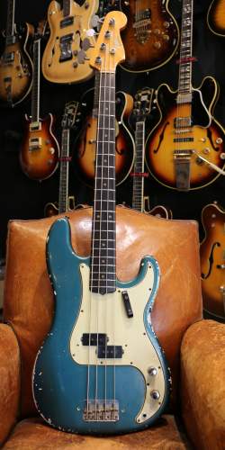 Fender Precision Bass Lake Placid Blue Serie L de 1965