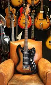 Burns Vista Sonic Bass Sunburst de 1962