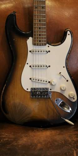 Fender Stratocaster Sunburst de 1954