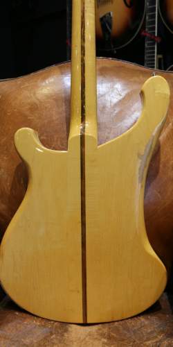 Rickenbacker 4001 Mapleglo de 1975