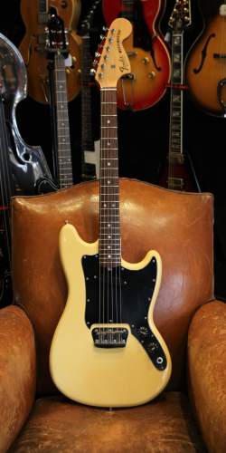 Fender Musicmaster Olympic White de 1978