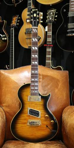 Gibson Nighthawk Standard ST-2 Vintage Sunburst de 1994