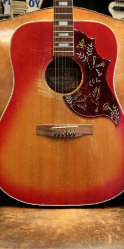 Gibson Hummingbird Cherryburst de 1978