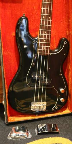 Fender Precision Bass Black de 1976