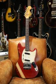 Fender Mustang Red Competition de 1973