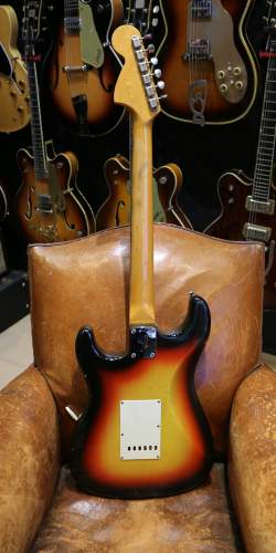 Fender Stratocaster Sunburst de 1966