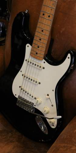 Fender Stratocaster "57 Reissue" Blackie 1988