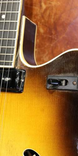 Favino Baryton Sunburst de 1961