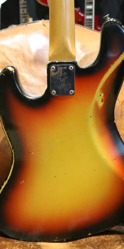 Fender Jazz Bass sunburst de 1967