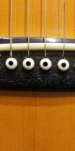 Martin D-28 Naturelle de 1957 (restaurée)