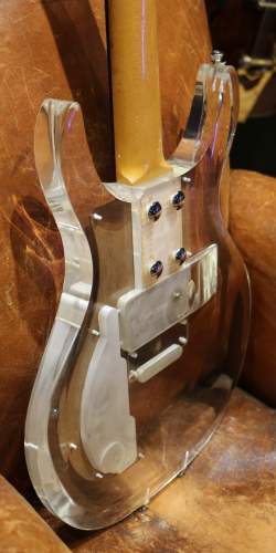 Ampeg Dan Armstrong Lucite de 1969/70