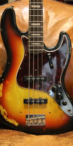 Fender Jazz Bass sunburst de 1967