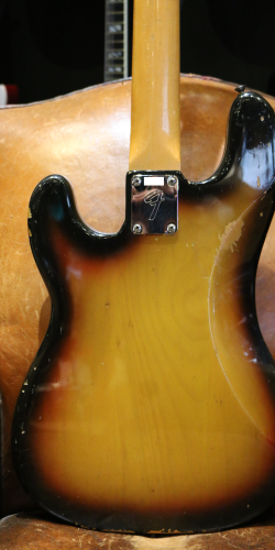 Fender Precision Bass Sunburst de 1968