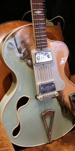 Wandre BB (Brigitte Bardot) Psychédélique de 1960