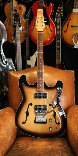 Baldwin Vibroslim Sunburst de 1965