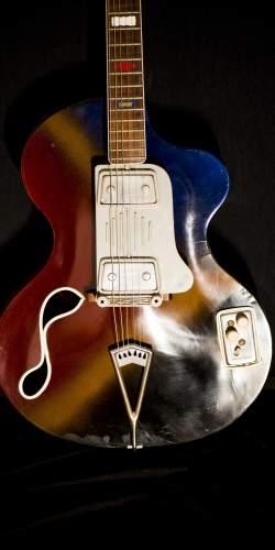 Collection de Wandre Guitares and Basses