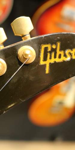 Gibson Explorer Mahogany Limited Edition de 1976