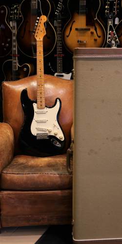 Fender Stratocaster AVRI Black 1988
