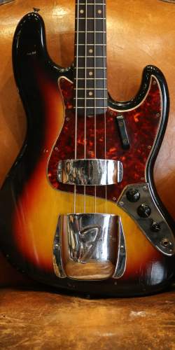Fender Jazz Bass Sunburst de 1962