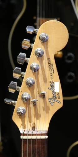 Fender Stratocaster American Standard Sunburst de 1999