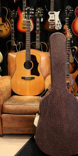 Gibson J-55 Natural de 1976