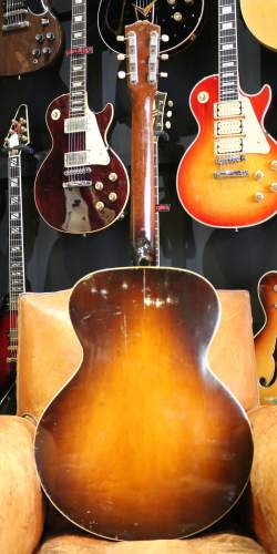 Gibson L-50 Sunburst de 1936 avec micro Stimer