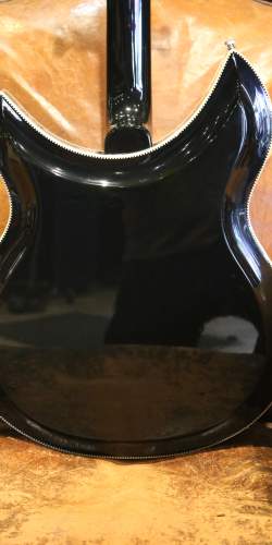 Rickenbacker 381v69 Jetglo de 1996