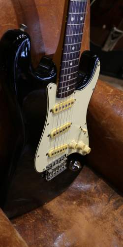 Fender Stratocaster CIJ Black de 1998