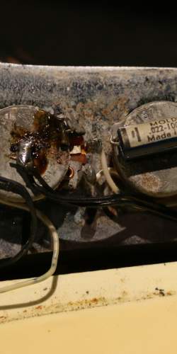 Fender Jazz Bass Olympic White (Matching Headstock) de 1971